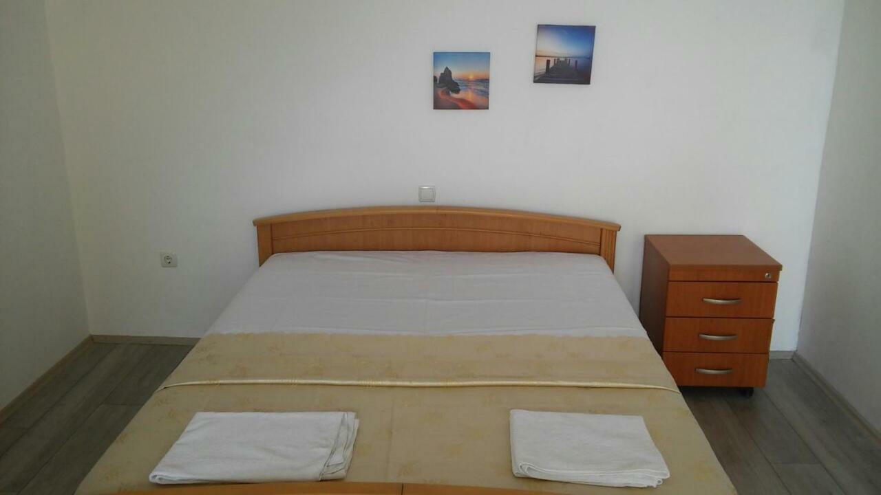 Apartments Struga Bagian luar foto