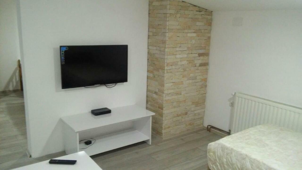 Apartments Struga Bagian luar foto