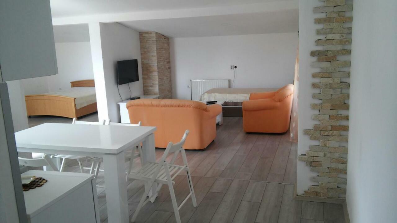 Apartments Struga Bagian luar foto